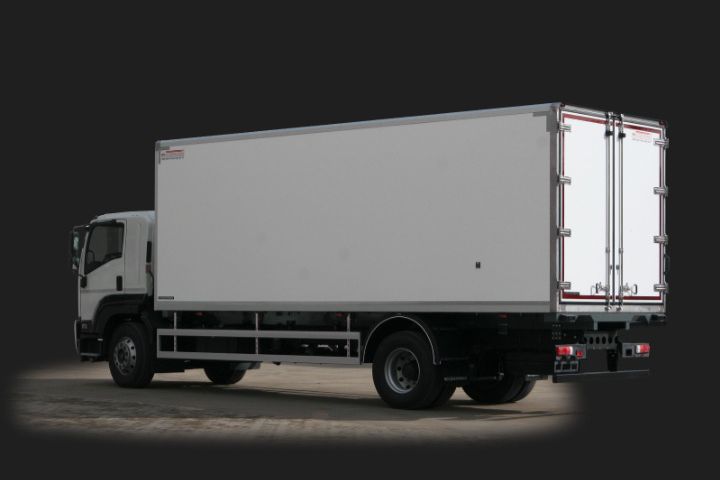 Китайский грузовик 5 тонник джак. Новые грузовики 5 тонники. Вольво среднетоннажный грузовик. Новые грузовики 5 тонники. Новые грузовики 5 тонники.